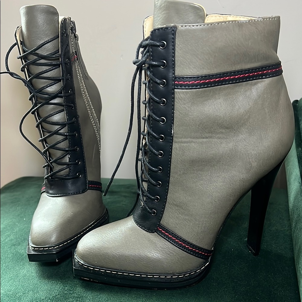 GX by Gwen Stefani Black and Green Heeled Boots with Sturdy Design